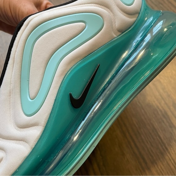 Nike Air Max 720 "White Aurora" GS Running Shoes 6 Youth - Picture 9 of 13